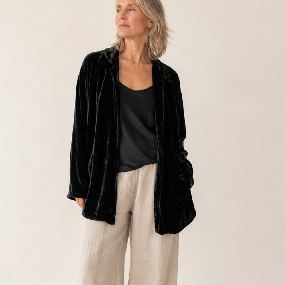 CITRON of Santa Monica Collection Black Velvet open Cardigan size Medium